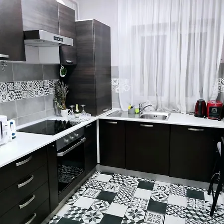 Chic Old Center - Ivo19