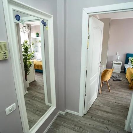 Appartamento Chic Old Center - Ivo19 *