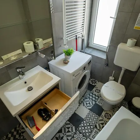 Appartamento Chic Old Center - Ivo19 *