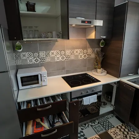 Chic Old Center - Ivo19 Бухарест