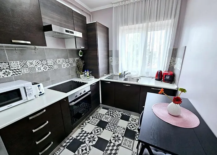 Chic Old Center - Ivo19 *