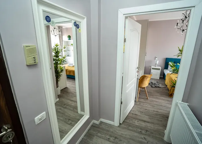 Apartament Chic Old Center - Ivo19 *